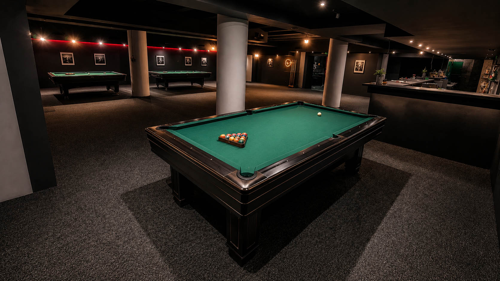 Billiard Lounge